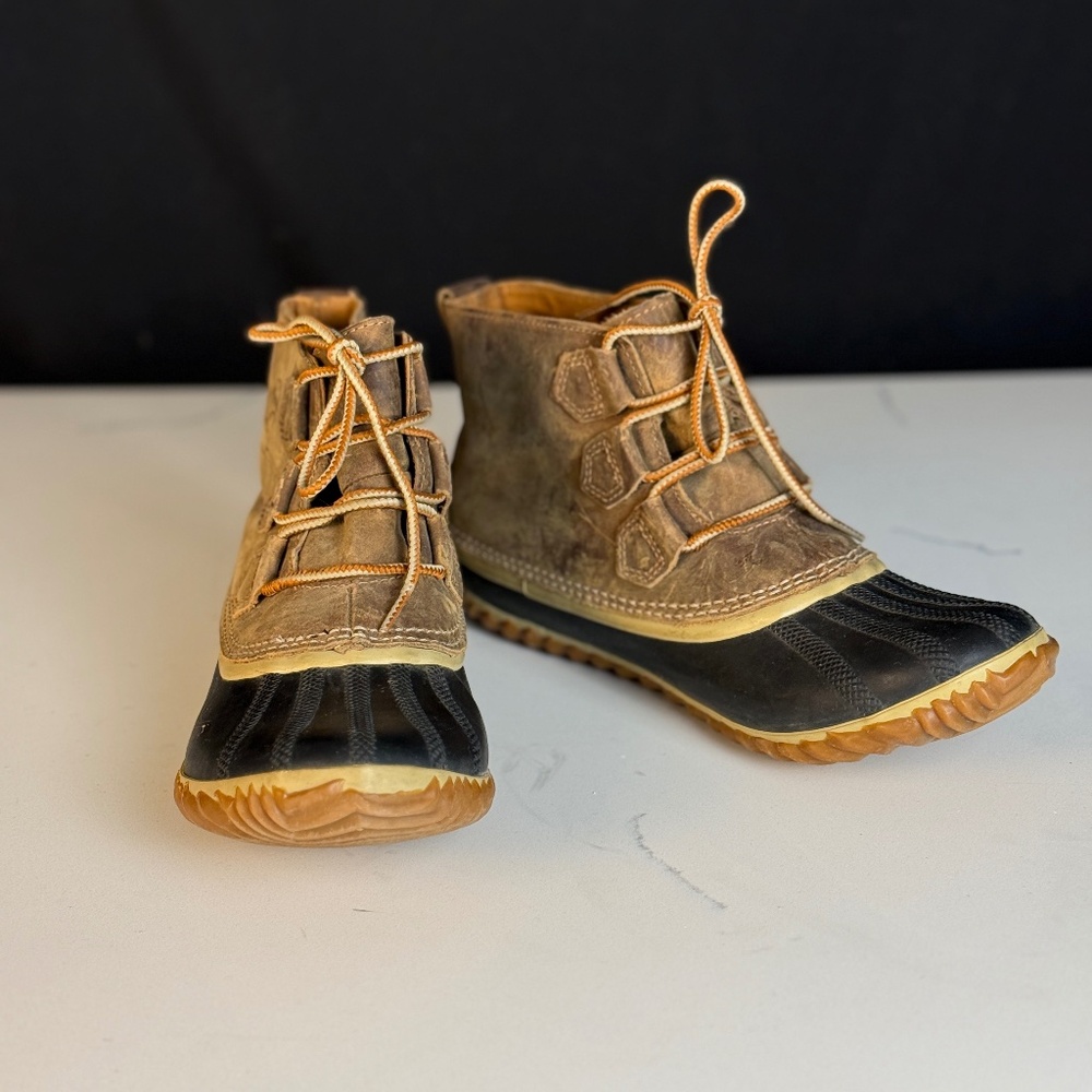 Sorel Out N About Women's NL2133-286 Ankle Duck Boots Size 9 Waterproof